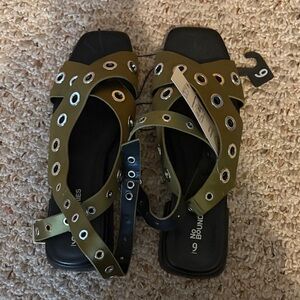 No Boundaries Khaki Women's Sandals with Eyelets